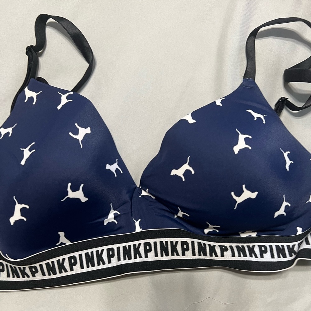 Victoria’s Secret PINK wireless bra